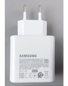 Galaxy Book5, Adaptor USB-C